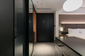 Cortinas blackout y sistema de insonorización 