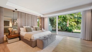 Iron/ironing board, Internet, bed sheets - Villa Promise by Vacation Marbella (Estepona)
