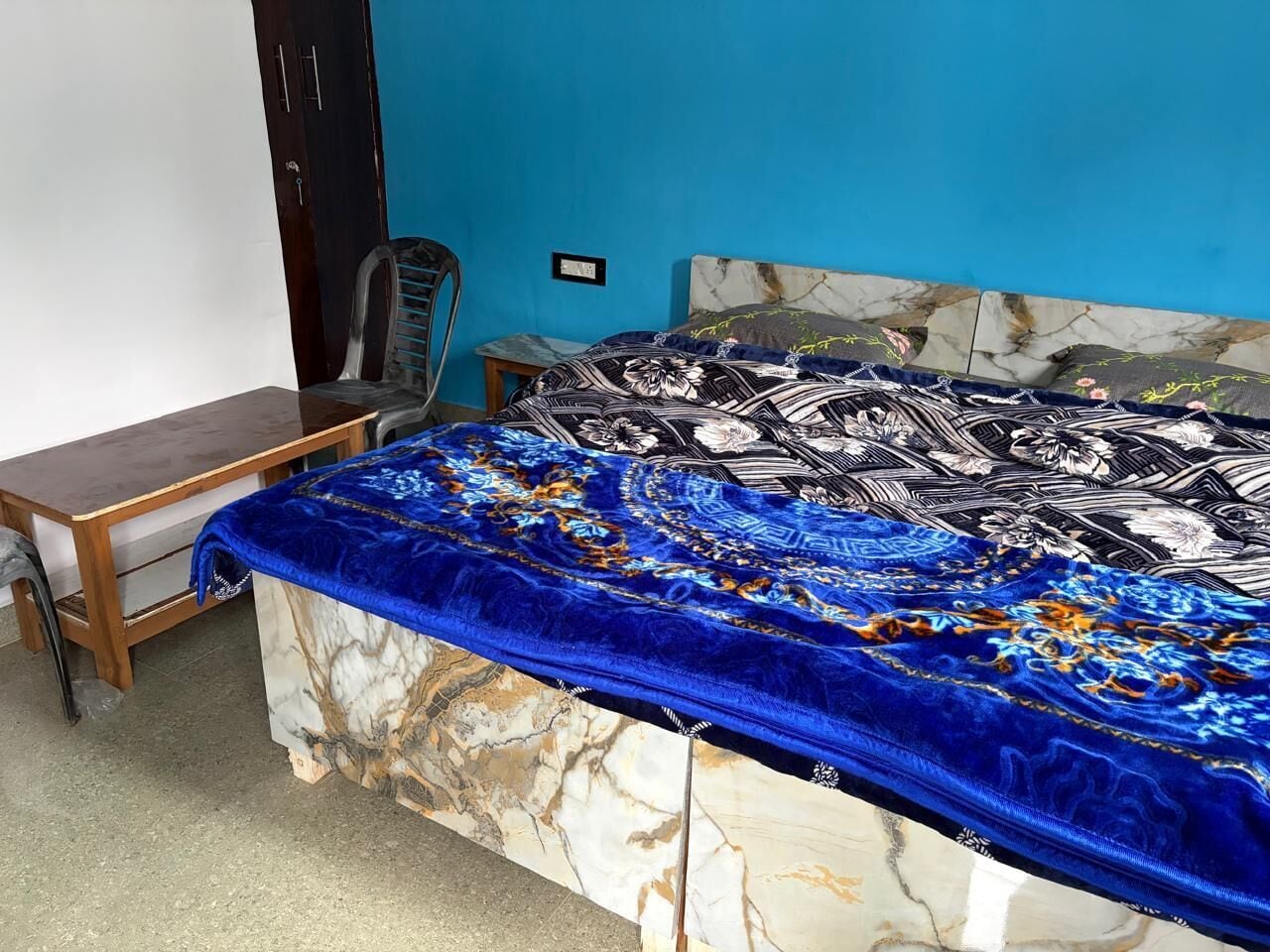 Habitación estándar | Camas supletorias y ropa de cama