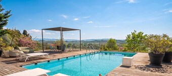 Alma Vista Villa in Goriska Brda Pool & Spa