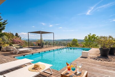Alma Vista Villa in Goriska Brda Pool & Spa