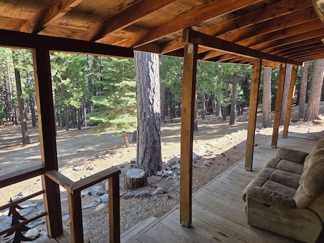 Terrace/patio. Cedar Soul Sanctuary: Your High Mountain Base Camp