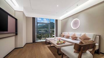 Luxury Suite | Living room