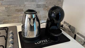 Kaffee und/oder Kaffeemaschine