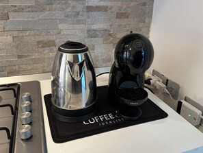 Kaffee und/oder Kaffeemaschine