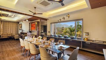 Villa de lujo | Restaurantes