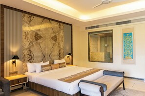 Luxury Villa - Mountain Creek 7BHK Villa by ELIVAAS (Udaipur)