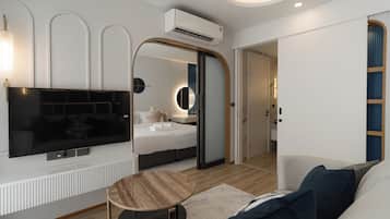 Royal 3BR Penthouse,2 King &1 Single Bed | Área de estar