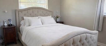 Downtown Clermont Triplex Near Waterfront Park