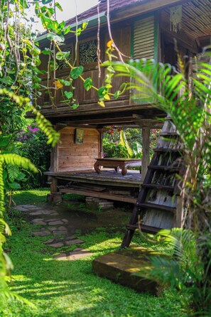 Property grounds - DWM ESA di Kubu Homestay By Reccoma (Sawan)