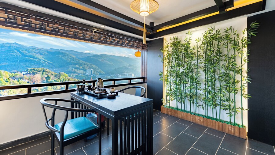 12C View Homestay
