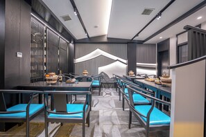 Dining - 12C View Homestay (Xiangxi)