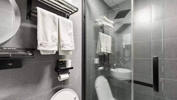 Classic Twin Room | Bathroom