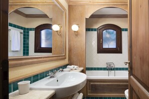 Badewanne, Haartrockner