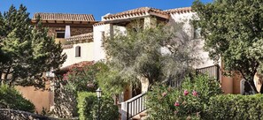 Exterior - Holiday Residence Il Giardino Degli Oleandri in Porto Cervo (Arzachena)