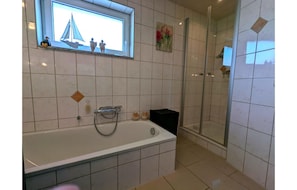 Shower - Strandnaher Bungalow in Dornumersiel (Dornum)