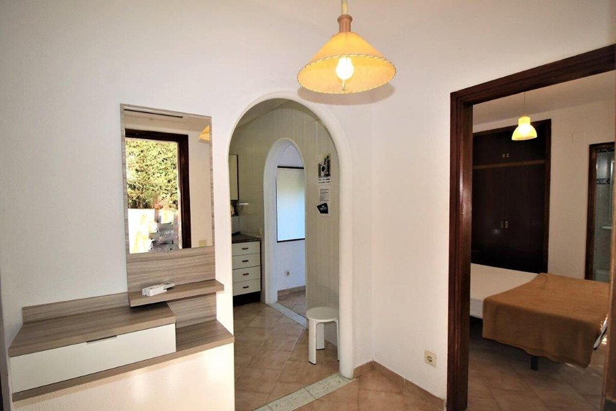 Comfort Apartment, 3 Bedrooms | 6 bedrooms, individually furnished