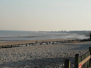 Beach - Otter's Holt - Dog friendly - close to beach (Pevensey Bay)
