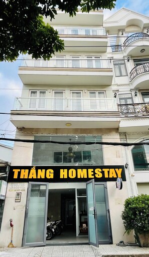 Exterior detail - THANG HOMESTAY (An Hoi Dong)