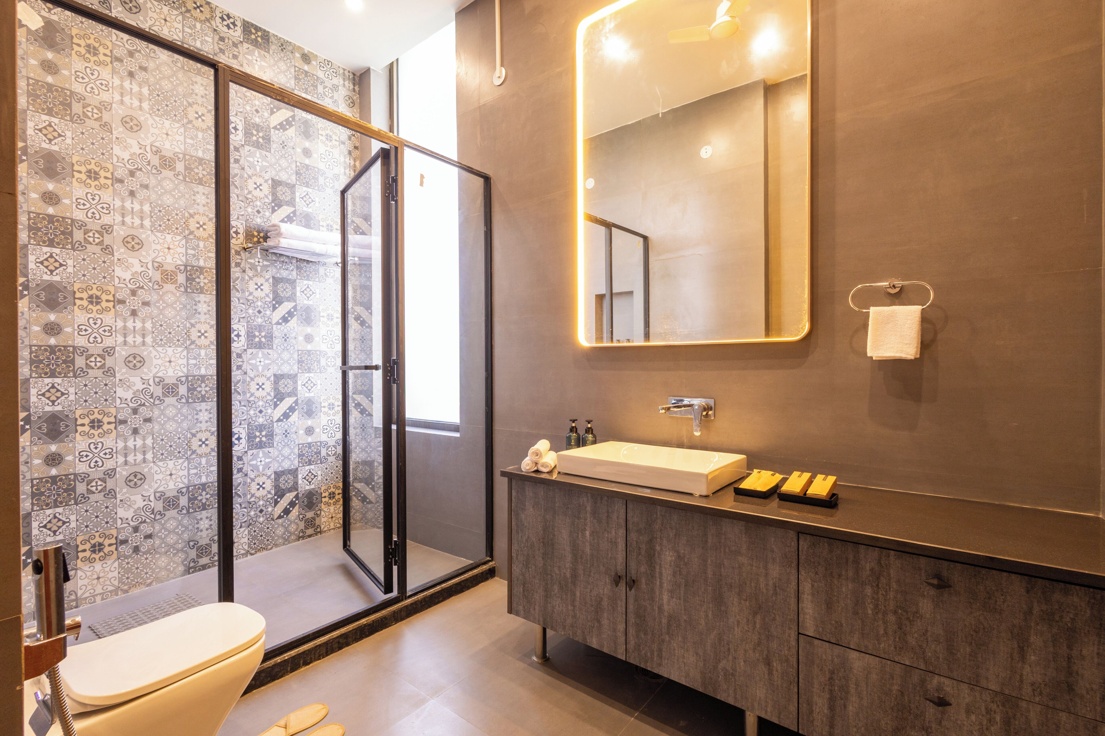 Villa – deluxe, hageutsikt | Bad