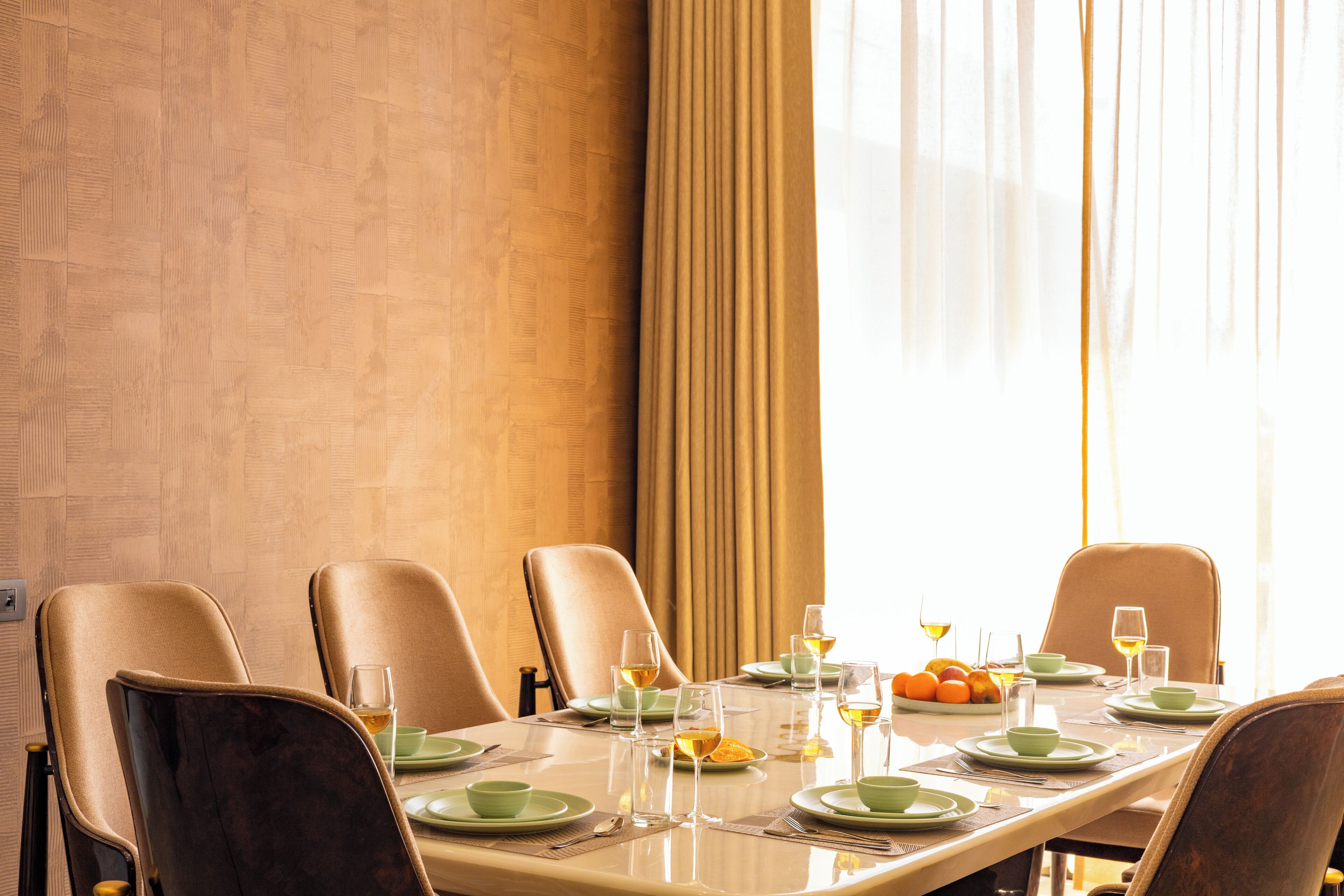 Deluxe Villa, Garden View | Dining