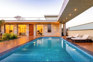 Piscina externa