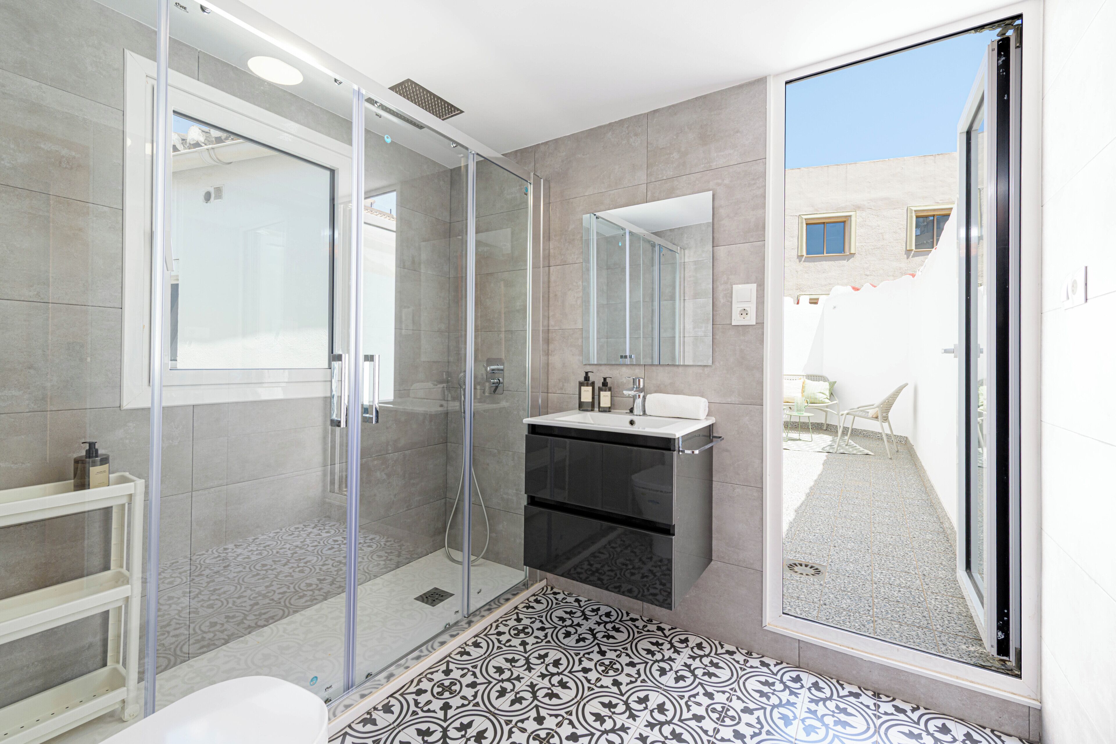 Apartament superior, 2 dormitoris, no fumadors, aire condicionat | Bany