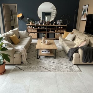 TV - Magnificent contemporary house just a stone's throw from the village (Rochefort-du-Gard)