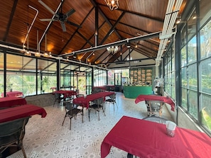 Restaurant - Namkhan Revora Resort (Luang Prabang)