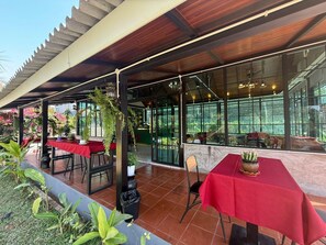 Restauration extérieure