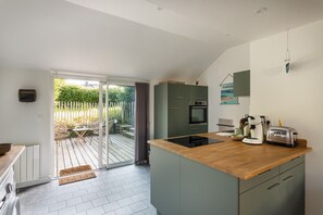 Fridge, microwave, oven, dishwasher - Les Flots Bleus by Archipel Evasion (Cancale)