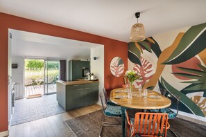 Dining - Les Flots Bleus by Archipel Evasion (Cancale)