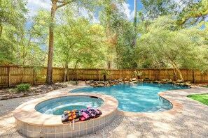 Pool - Resort-Style Pool + Spa + BBQ. Spacious 4 bdr Home @The Woodlands (Spring)