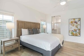 Room - Modern 4BR | Resort Pool + Firepit + Hot Tub + Fitness Center | Summerwell (Thermal)