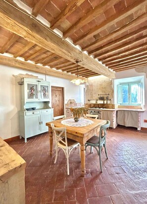 Dining - House in Sassa, Historic Tuscany Village, View (Montecatini)
