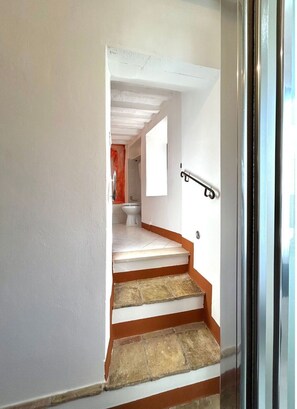 Interior - House in Sassa, Historic Tuscany Village, View (Montecatini)