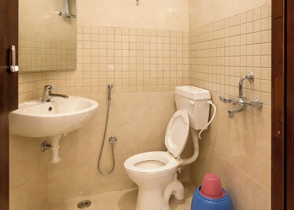 Deluxe Room | Bathroom