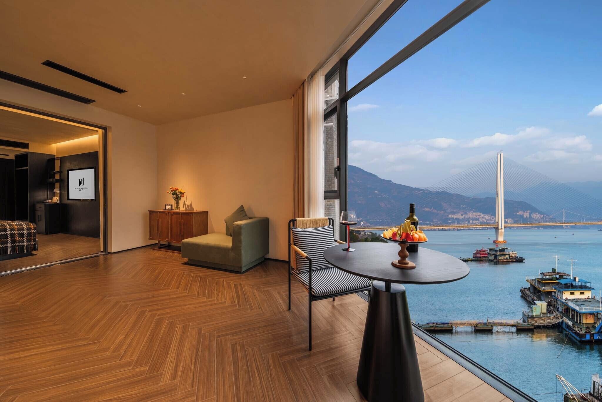 Luxury Twin Room, River View