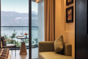 Luxury Suite, River View | Ruang tamu