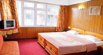 Hotel Sambhu Darjeeling Near Mall Road