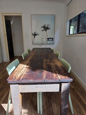 Dining - Where Paris meets Jupiter - Linen, Wi-Fi, Pets OK (Venus Bay)