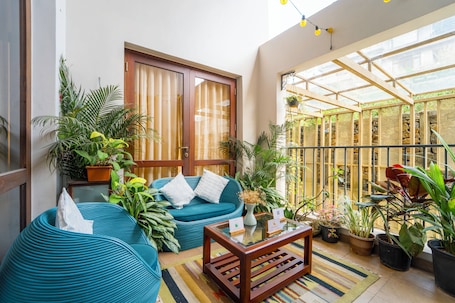 Property grounds. Alara by Alaya Stays 4-BHK Apartment
