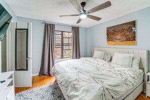 2 chambres, bureau, fer et planche à repasser, accès Internet