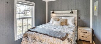 1 Mi to Lake! Angler's Retreat in Gilbertsville