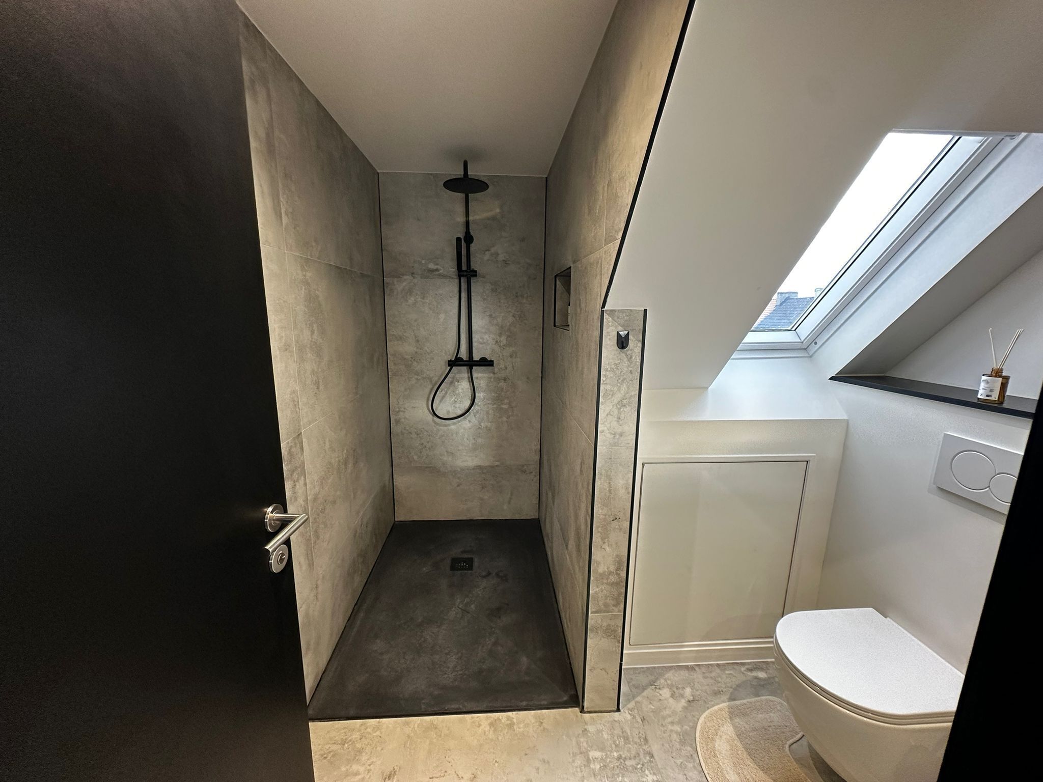 Eenvoudig appartement | Badkamer