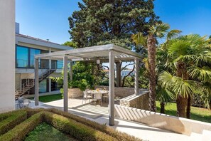 Outdoor dining - RM Grande Villa – Right Wing (Rovinj)