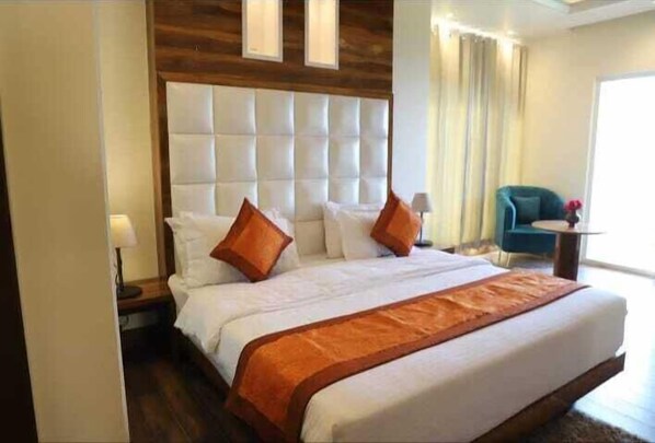 Room - Kufri Paradise Villa By Mountain Bee (Theog)