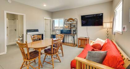 'Stargazer's Delight' in the Ozarks: Country Cabin