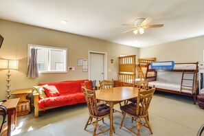 Interior - 'Stargazer's Delight' in the Ozarks: Country Cabin (Richland)