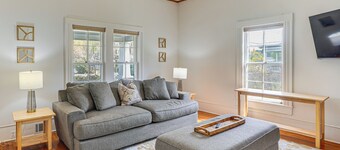 Half-Mi to Dtwn Wendell! 60s Farmhouse w/ Fire Pit